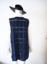 Long gilet de hippie sans manche cuir bleu vintage 70's