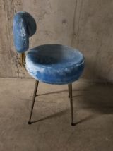 Chaise moumoute bleue