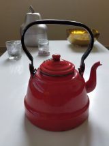 Bouilloire en tôle émaillée années 50