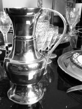 Cruche à eau/vin blanc en métal argenté