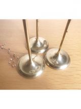 Trio de bougeoirs fleurs en laiton et verre vintage 