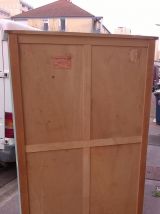 armoire vitrine parisienne couleur vert mint