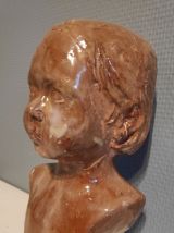 buste enfant en terre cuite émaillée marron de 1971 