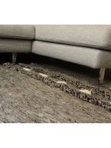 Tapis kilim fait main en laine couleur taupe marron