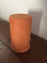 Pot en terre terracotta.