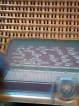 petite radio vintage