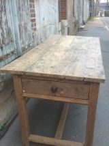 Table de ferme en noyer époque fin XVIII