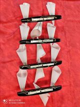 2 OU 4 APPLIQUES MURALES VINTAGE CORNETS PLEXIGLASS BLANC NO