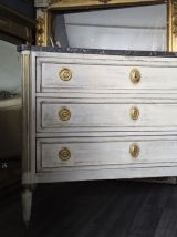 Commode Louis Philippe patinée