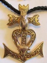 Collier pendentif croix de Camargue