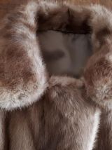 Manteau 3/4 en vison beige