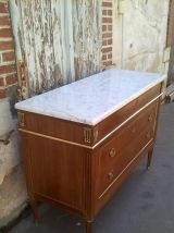 commode style louis xvi 