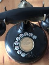 Ancien et classique téléphone PTT 24 art déco