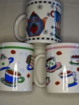 3 mugs décorés dessins naïfs