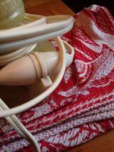 Lampe en marbre-Ton beige avec decoration blanche incrustée