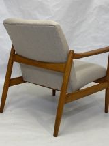 Fauteuil GFM-142 par Edmund Homa année 1960 tissu beige. 