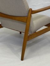 Fauteuil GFM-142 par Edmund Homa année 1960 tissu beige. 