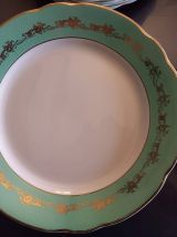 Service en porcelaine, style ancien Manufrance