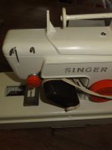 Machine à coudre SINGER ENFANT
