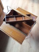 travailleuse scandinave en bois. Pieds compas, couturiere vi