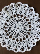 Ensemble de 5 beaux napperons blanc