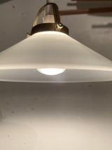 Paire de suspensions en opaline