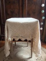 Ancienne nappe au crochet fait main (coton)