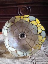 Suspension/lustre en nacre et en laiton 