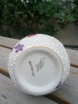 Joli flacon en porcelaine émaillée (Limoges)