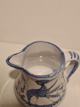 Pot à lait Moustier décor oiseaux bleus