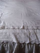 Parue de lit blanche broderie anglaise 3 pièces Vintage