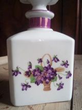 Ancien ensemble de toilette en porcelaine de Limoges 