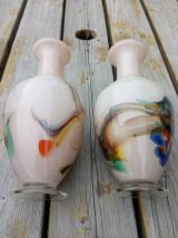 Jolie paire de vases en verre opaline 