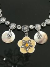 Collier fantaisie 
