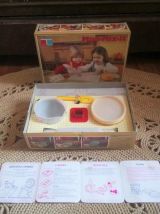 Tupperware toys Mini mix it (la petite pâtissière)  1979