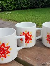 Ensemble de 6 tasses à café fleuries - 1970's flower power