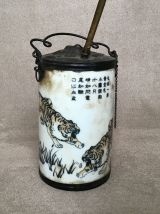 Pipe à eau chinoise en porcelaine fin 19ème.