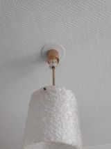 lustres en perspex blanc et laiton doré