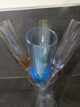 4 Coupes à Champagne dans son support