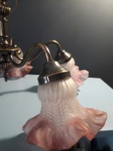 lustre en laiton et verre dépoli rose et blanc