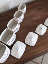 Série de 5 pots à épices vintage