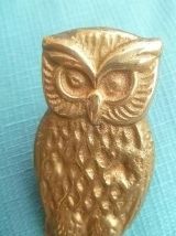 Presse-papier, pince  en laiton vintage