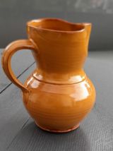 Pichet à cidre bec pincé, marron camel , vers 70's