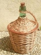 dame jeanne , bonbonne recouverte osier , vintage