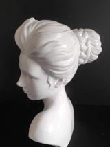buste femme en céramique blanche