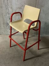 Chaise haute d’écolier