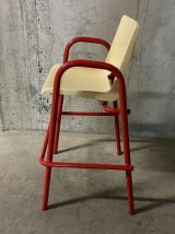 Chaise haute d’écolier
