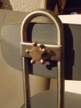 Chaise indus vintage NORI.  rénovée et vernie antirouille.