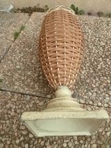 vase ,coupe en métal et osier, vintage