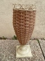 vase ,coupe en métal et osier, vintage